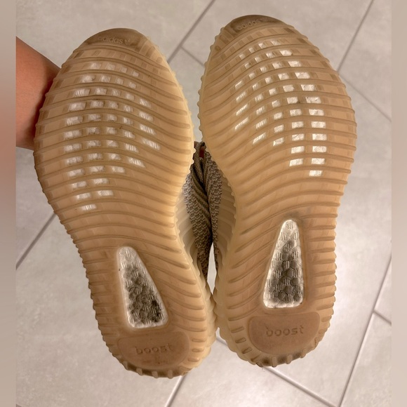 Yeezy Boost 350 V2 Synth - Sz 6.5 women’s - Picture 4 of 11